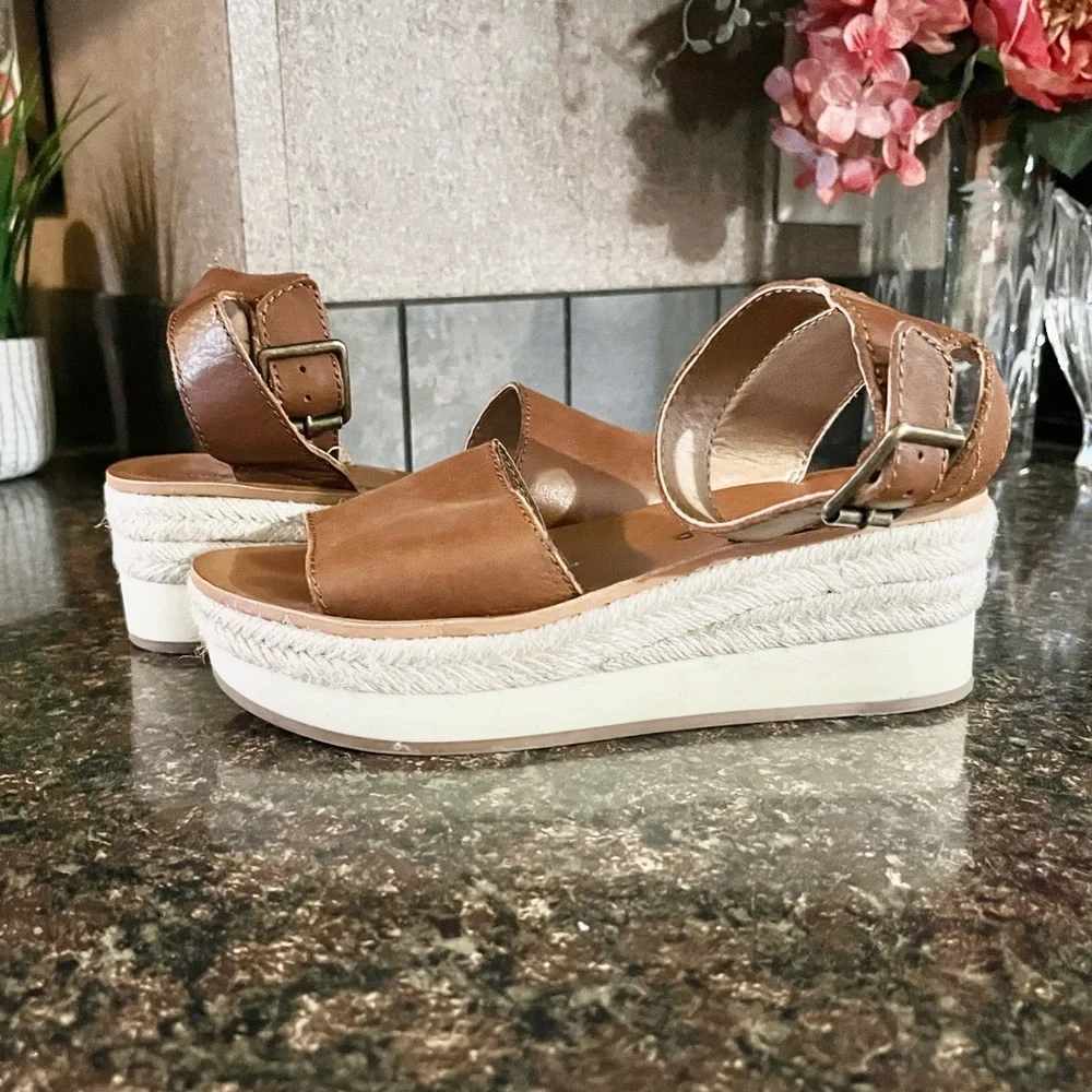 Lucky Brand size euc